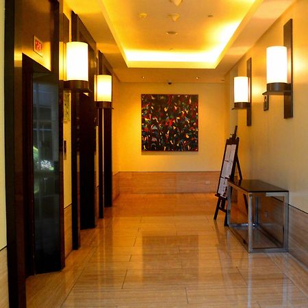 South Of Market Private Residences Taguig Εξωτερικό φωτογραφία