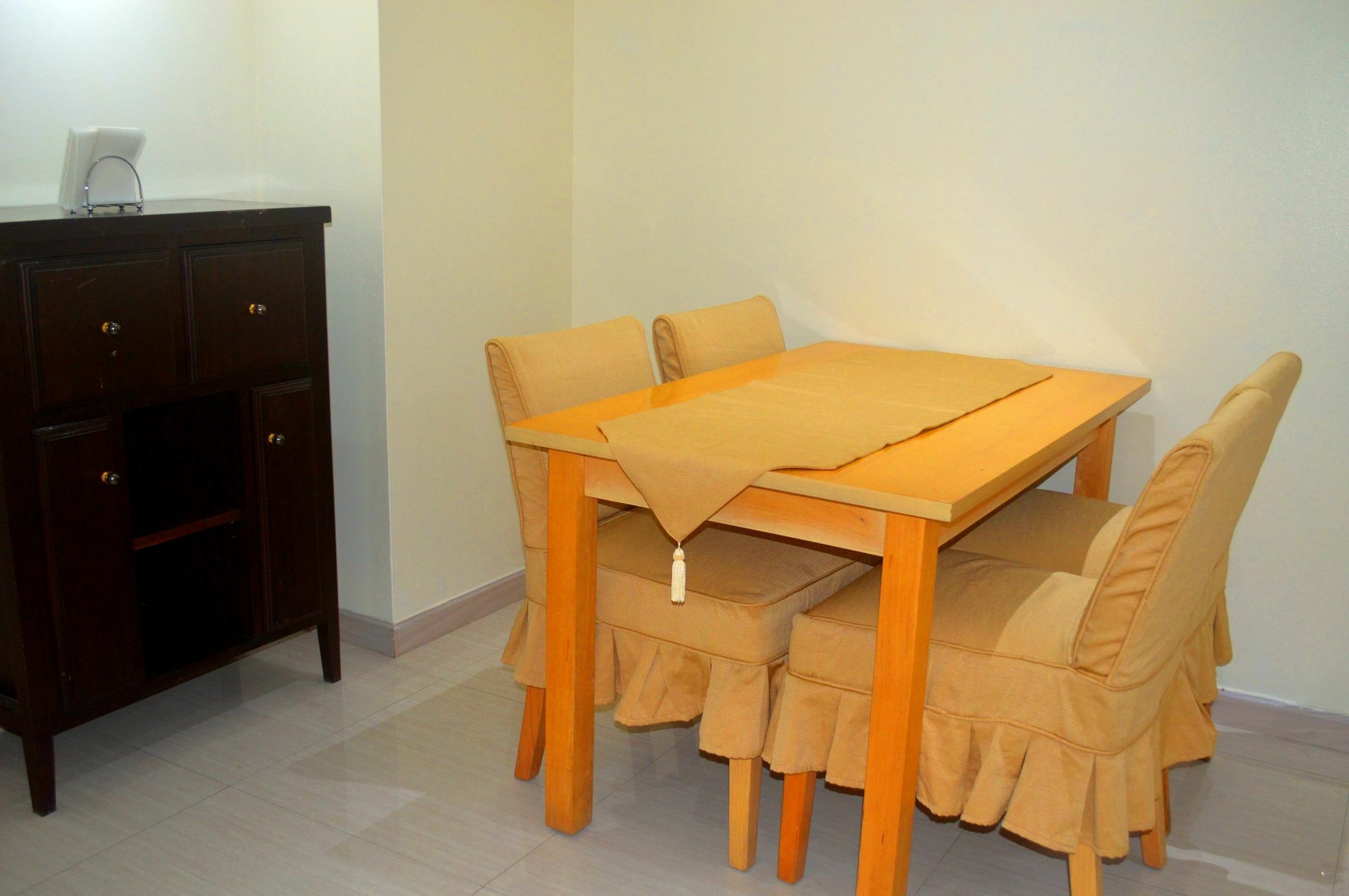 South Of Market Private Residences Taguig Εξωτερικό φωτογραφία